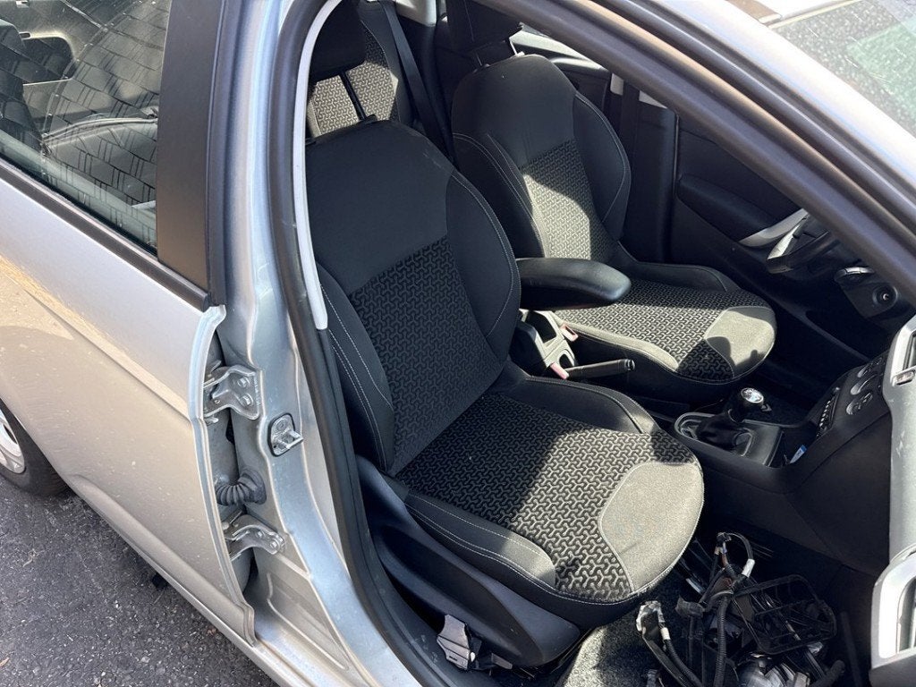 SIEGE AVANT DROIT ( PASSAGER ) Citroën C3 (SC), Autos : Pièces & Accessoires, Citroën, Kontakt-citroen@citroen.com, Utilisé, Citroën Deutschland GmbH