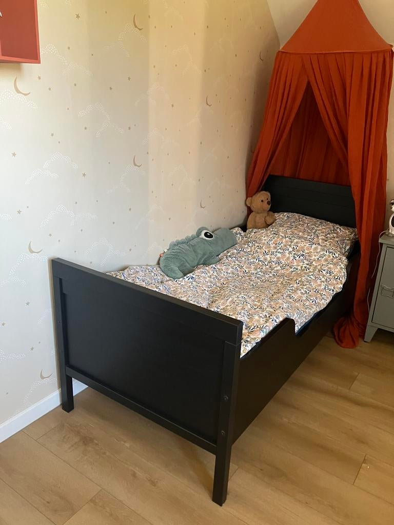 Peuter kleuter bed, kinderbed Sundvik Ikea, Ophalen, Gebruikt, Zwart, 190 cm of minder