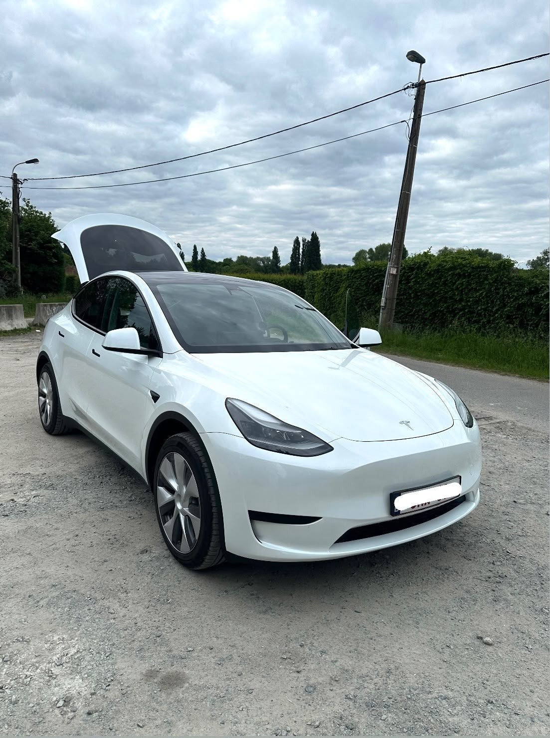 Prachtige Tesla model Y in nieuwstaat, Autos, Cuir, Achat, Noir, 5 portes