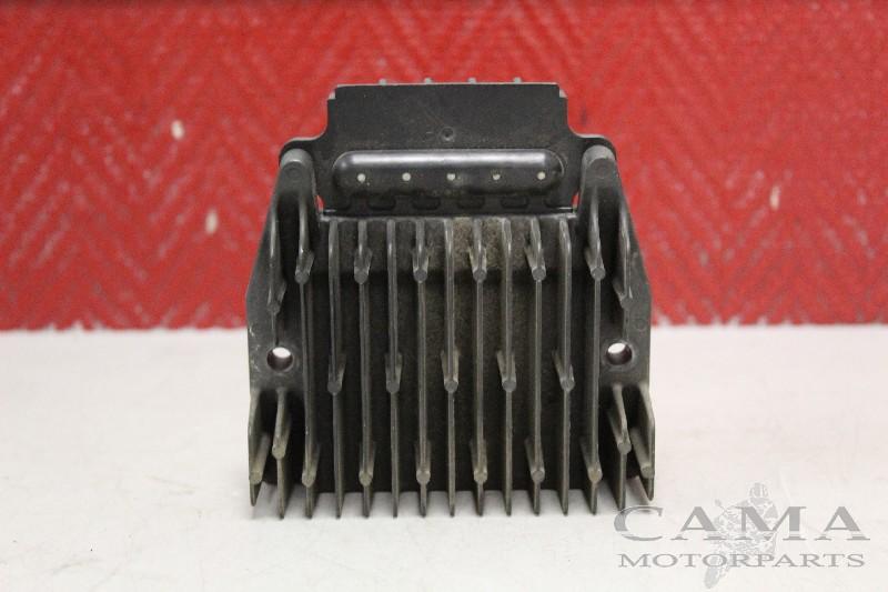 REGULATEUR DE TENSION VFR 1200 F (VFR1200 + DCT) (FH017AA), Dhr. S. di Majo, Utilisé, Info@cama-motorparts.nl, P.J. Troelstraweg 8 8
3144 CX  MAASSLUIS, NL
