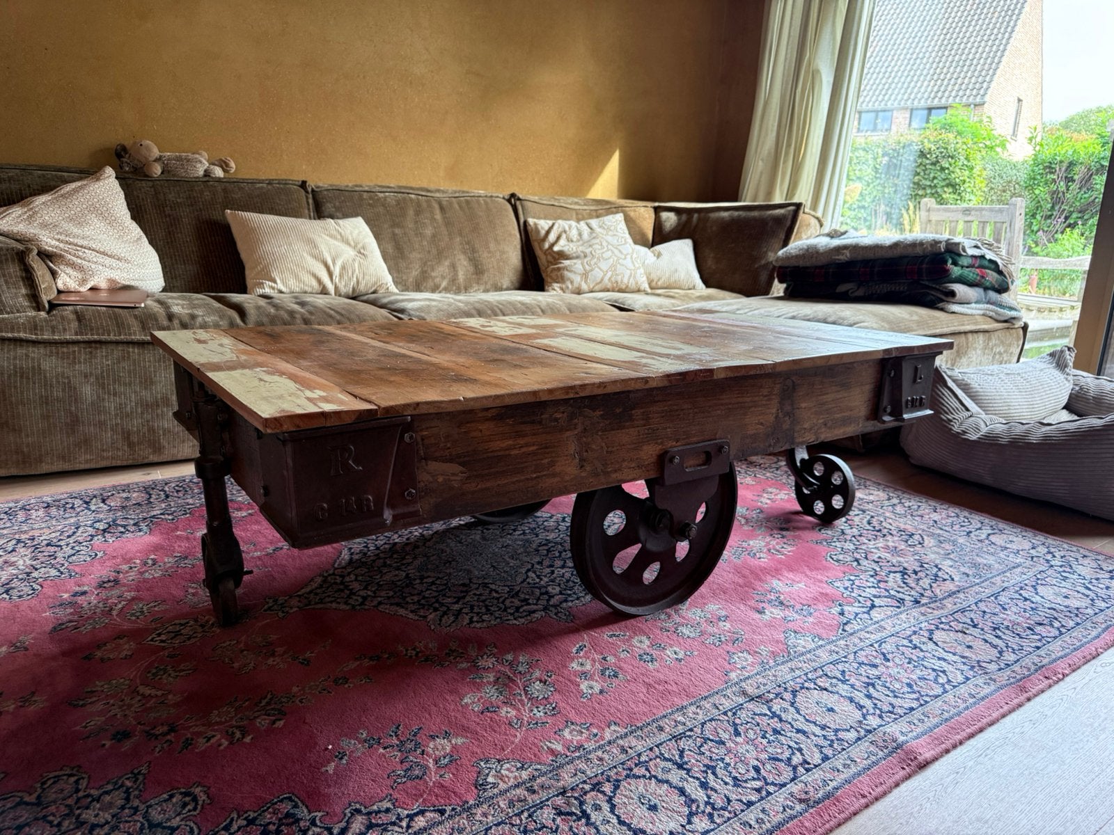 Industriële salontafel of winkelinrichting, Enlèvement