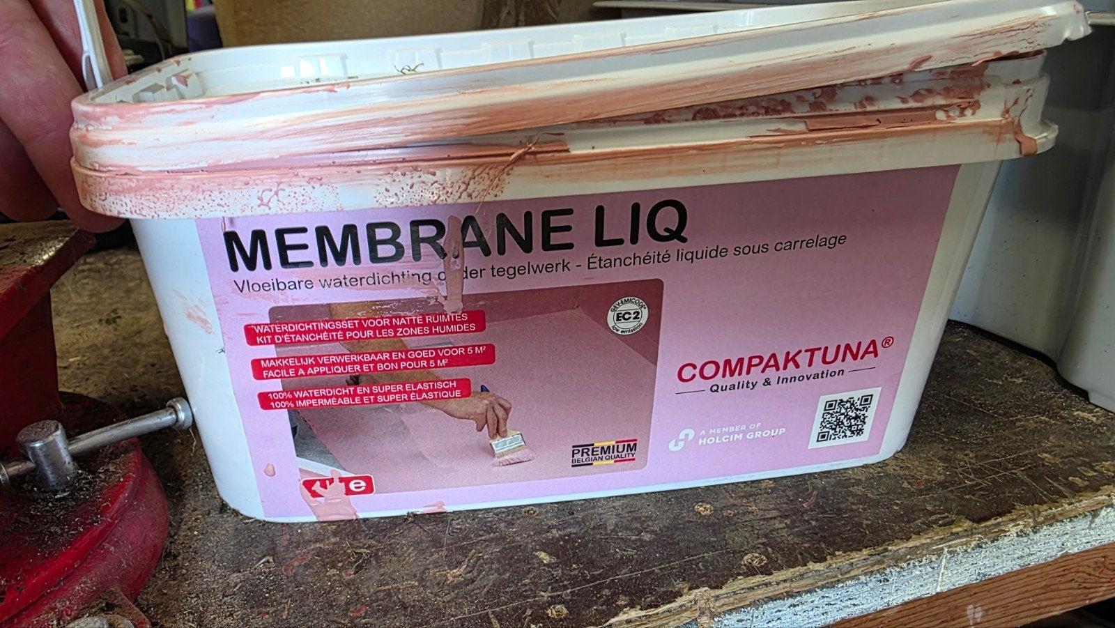 Membrane liquide étanchéité, Enlèvement