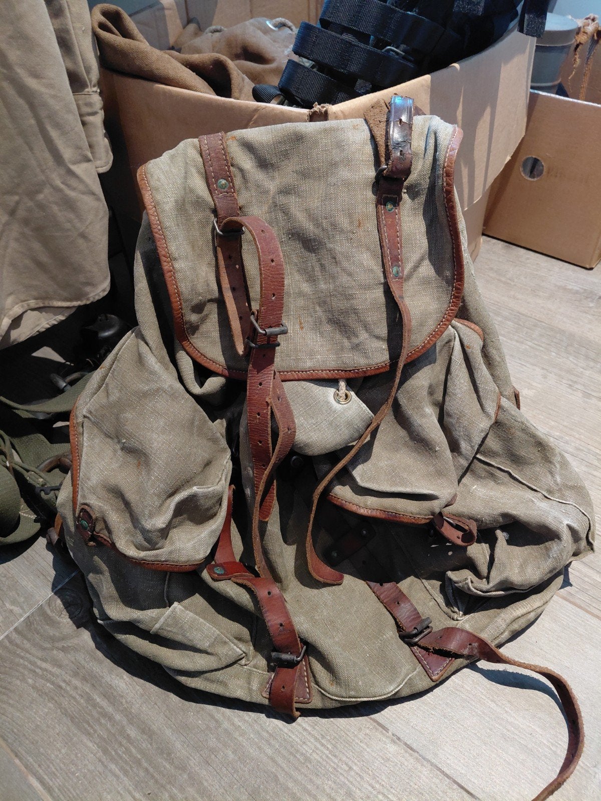 Sac militaire, Collections, Enlèvement ou Envoi