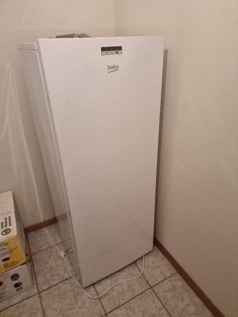 Diepvries BEKO RFSA24M23W 215 L, Electroménager, Moins de 60 cm, Congélateur, Utilisé, Autoportant