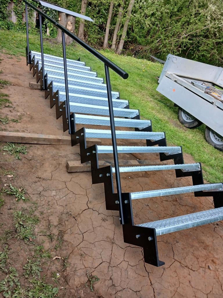 trap trappen izer bordes gegalvaniseerde metal, Bricolage & Construction, Échelles & Escaliers, Escalier, Enlèvement ou Envoi