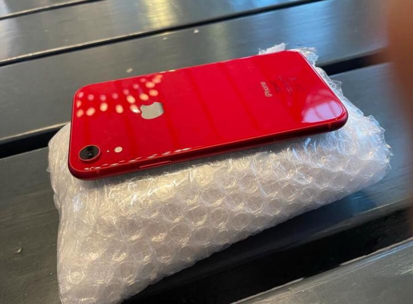 iPhone XR 64GB, IPhone XR, Ophalen of Verzenden, Zo goed als nieuw, 82 %