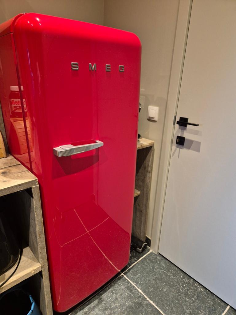 Smeg koelkast met vriesvakje, Elektronische apparatuur, Koelkasten en IJskasten, Ophalen