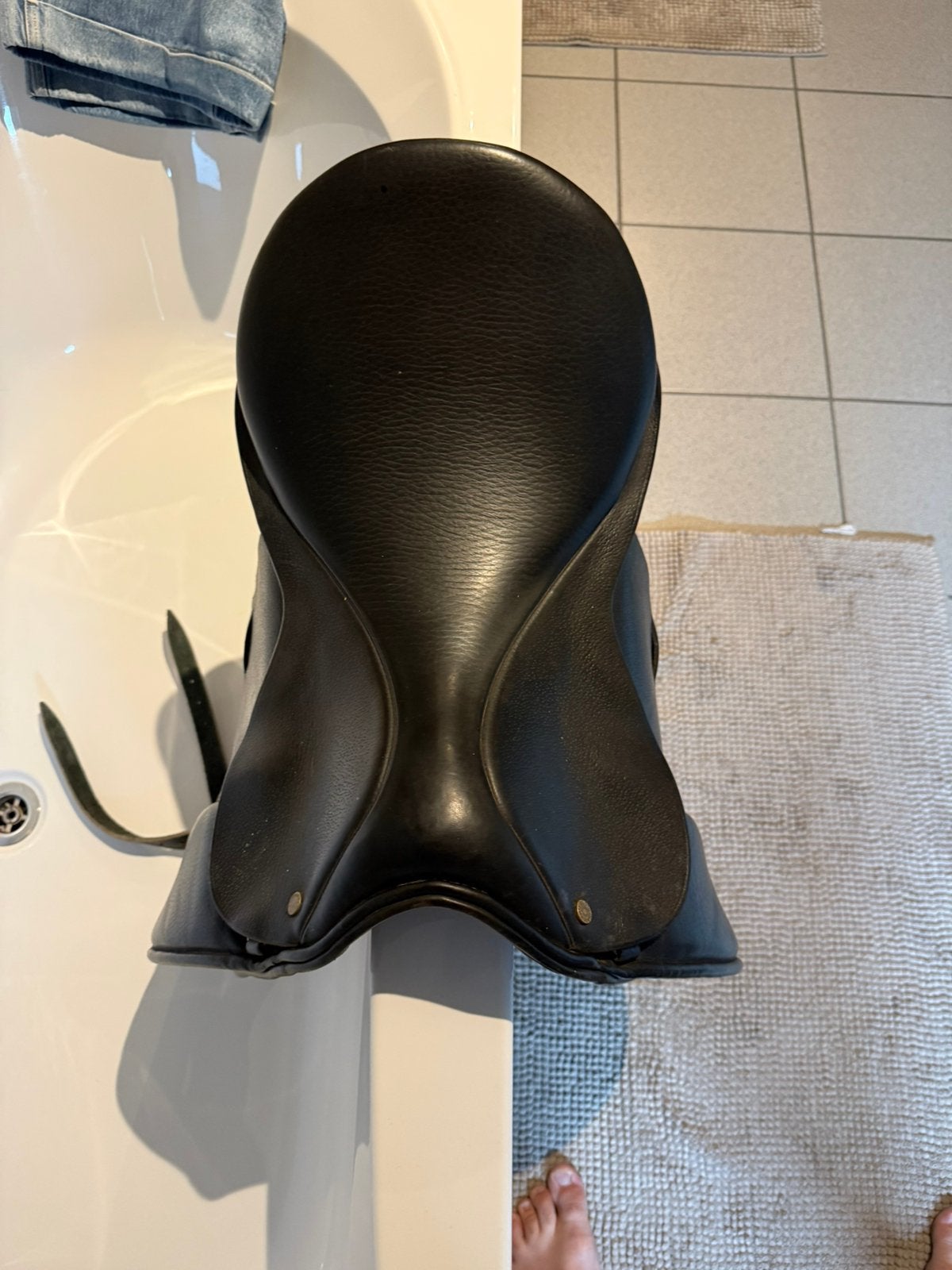 Dressuurzadel premiere quality saddlery, Animaux & Accessoires, Chevaux & Poneys | Selles, Moyen, Enlèvement, Utilisé, Dressage