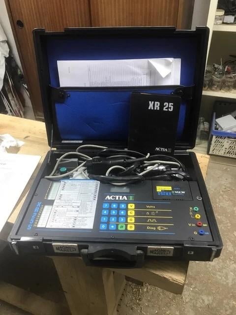 Actia XR25 avec module 18 rechercher, Enlèvement