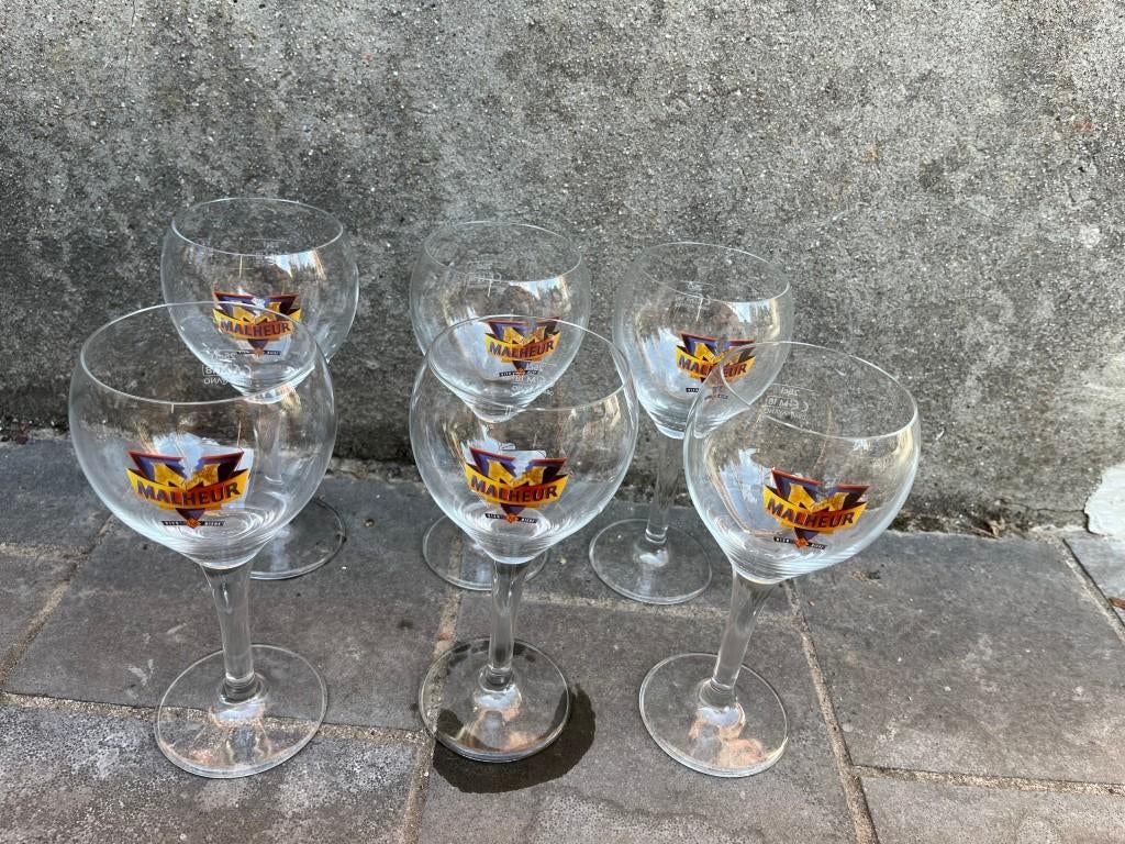 6 of 12 bierglazen Malheur, Verzamelen, Ophalen of Verzenden
