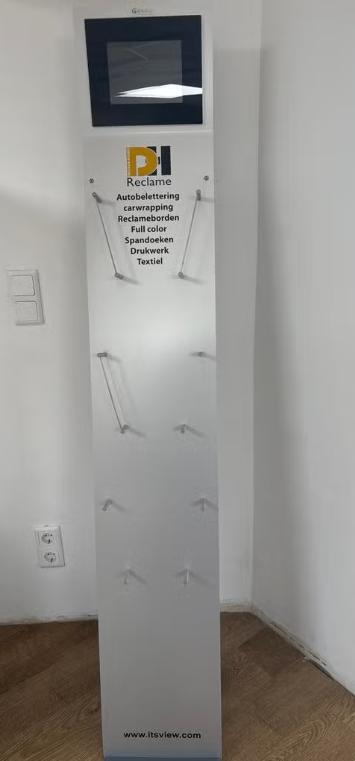 Digitale Reclamezuil met Display en Haken, Ophalen