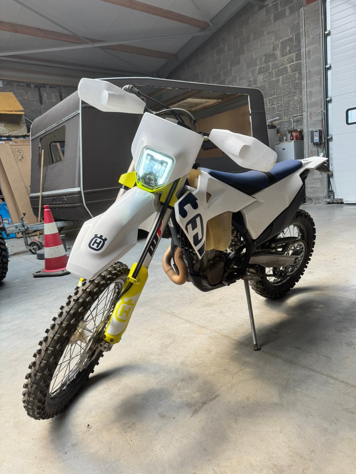 Husqvarna Fe 450, Motoren, Bedrijf