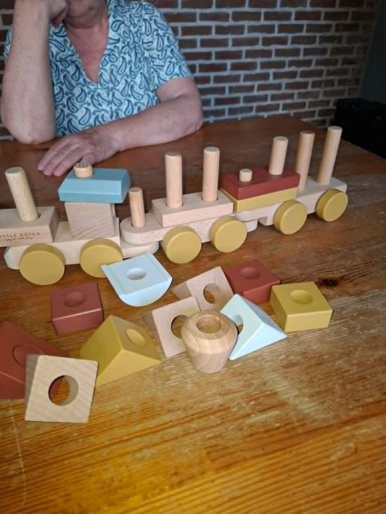 Houten treintje little dutch, Ophalen, Zo goed als nieuw, Duw- of Trekspeelgoed