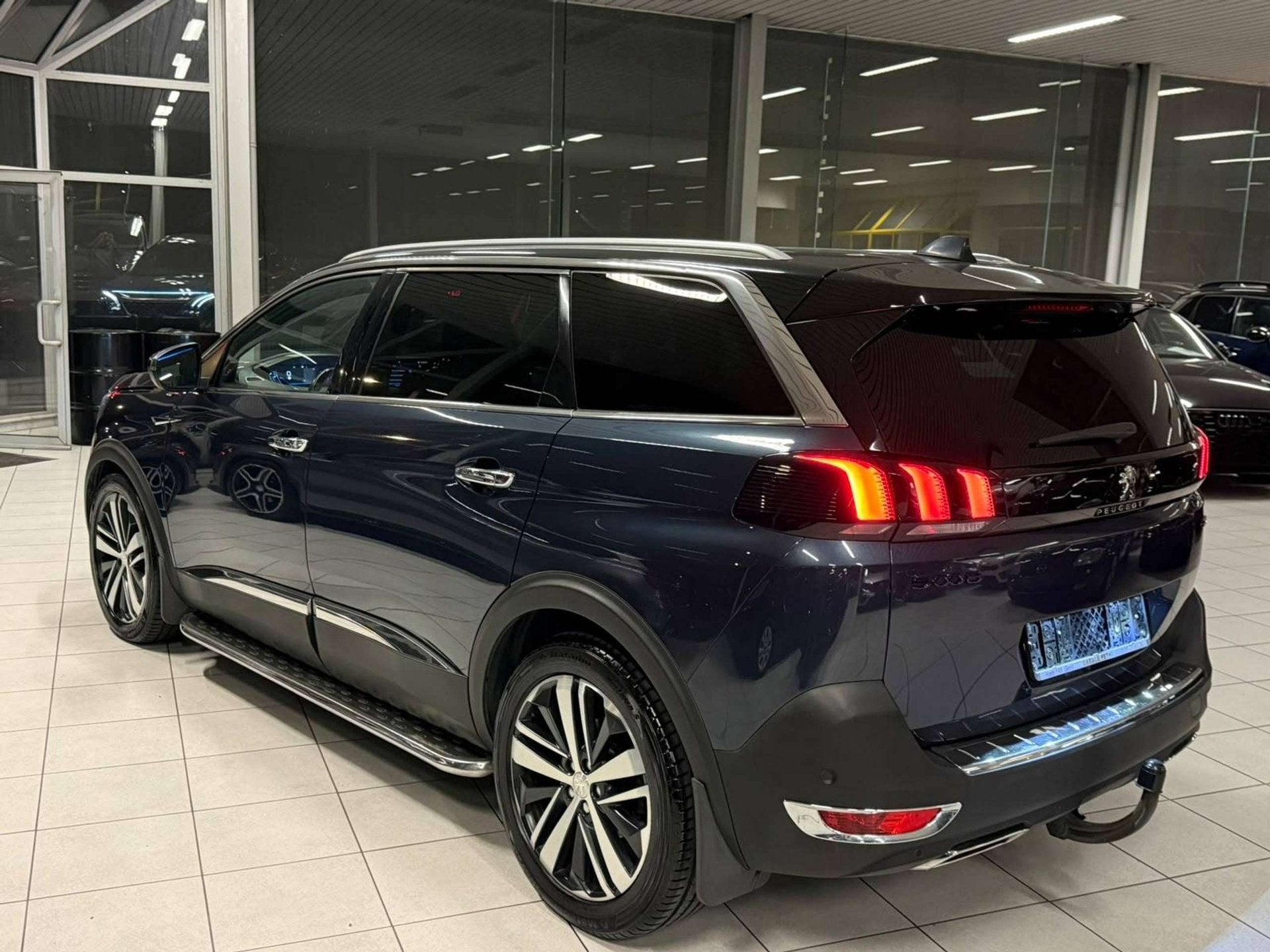 Peugeot 5008 GT Automatique 7 Places 2.0HDi 133kW Euro 6b, Autos, https://public.car-pass.be/vhr/4742f612-e332-4231-863f-076cb8e1156b