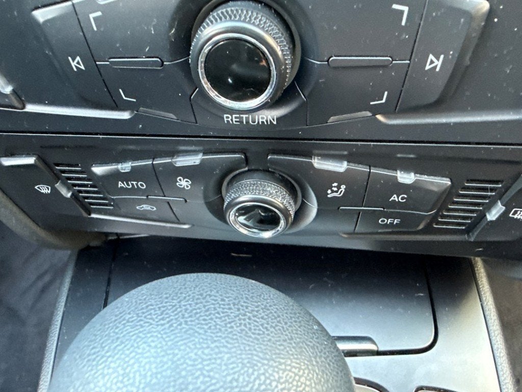PANNEAU DE COMMANDE AIR CONDITIONNE A4 (B8) (|8T1820043AG|), Autos : Pièces & Accessoires, Auto-Union-Straße  1,
85057  Ingolstadt, DE