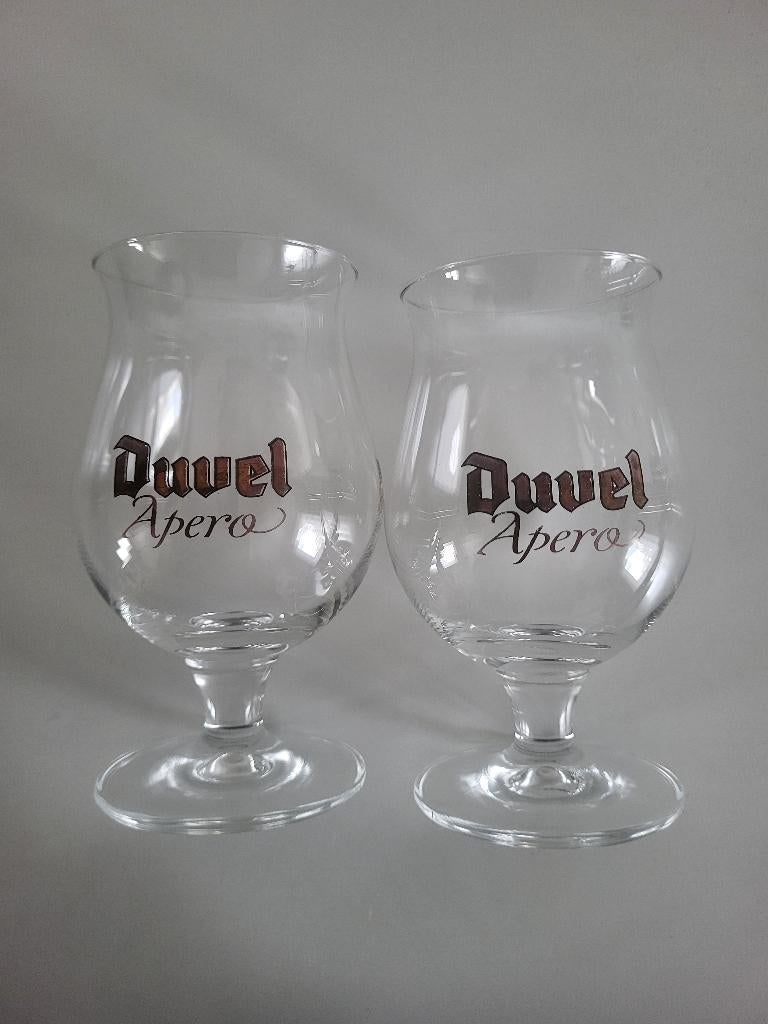 2 kleine apero glaasjes duvel bierglas 13 cm gouden letters, Ophalen of Verzenden, Zo goed als nieuw, Bierglas