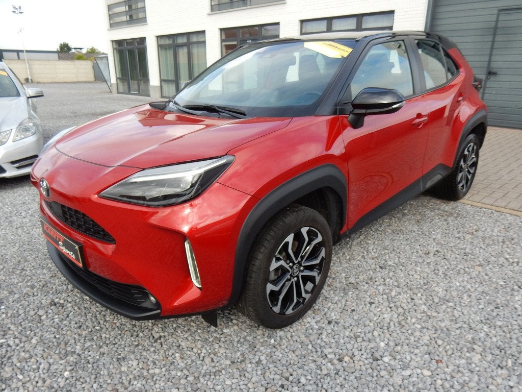 Toyota Yaris Cross EIND '23 1.5 i 125 pk ! 67000km !, Auto's, Stof, Gebruikt, Euro 6, 1490 cc