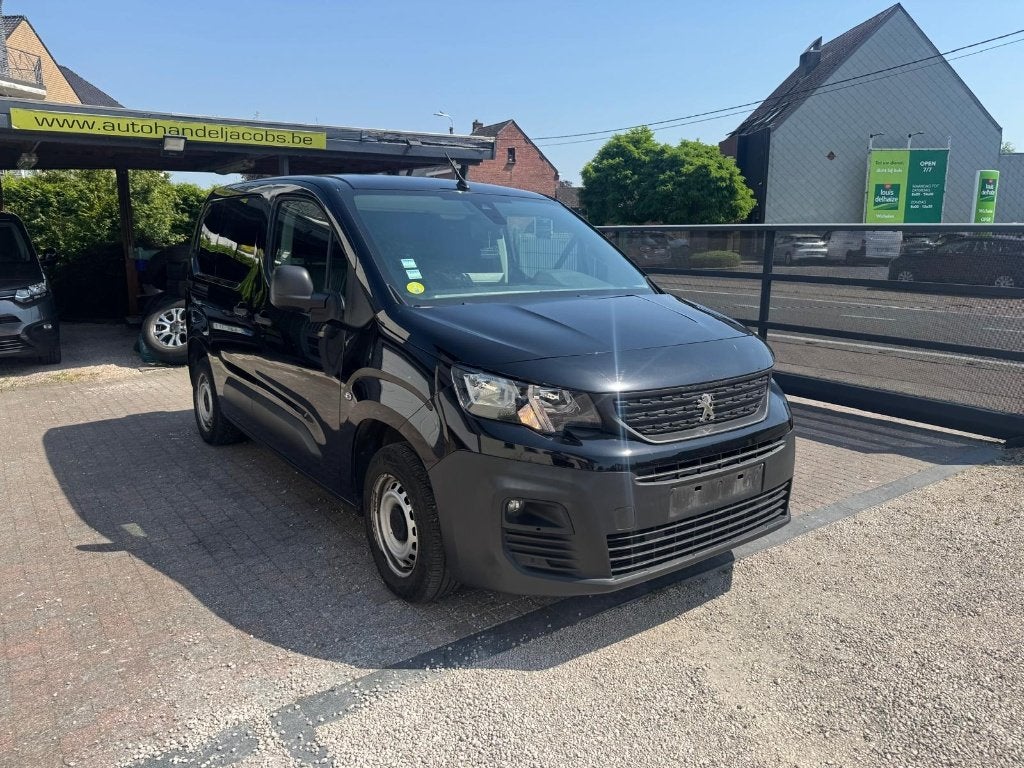 PEUGEOT PARTNER * 1.5HDI * EXPORT * CAMERA * GPS * CARPLAY, Voorwielaandrijving, 75 kW, Stof, Zwart