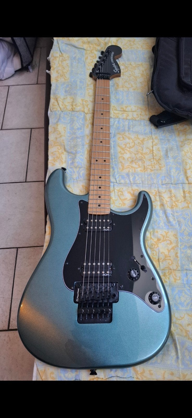 Squier Contemporary Stratocaster HH, Enlèvement, Fender
