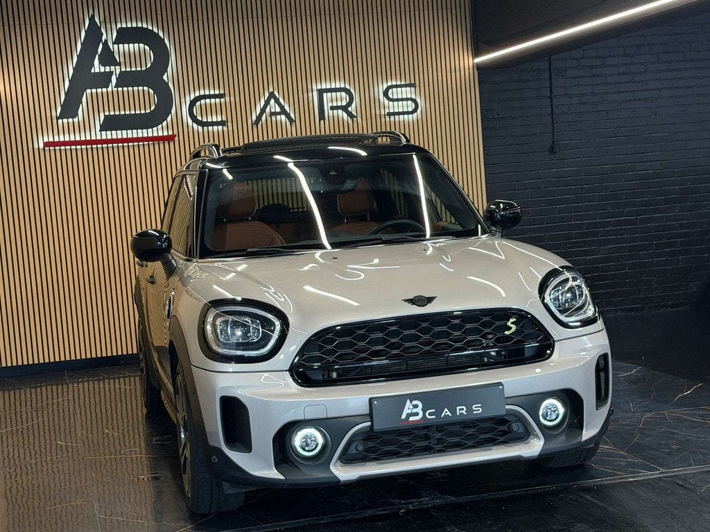 MINI Countryman SE ALL4 1.5IA HYBRID / ESSENCE * GARANTIE 12, Auto's, Mini, Gebruikt, Countryman, Leder, 5 zetels
