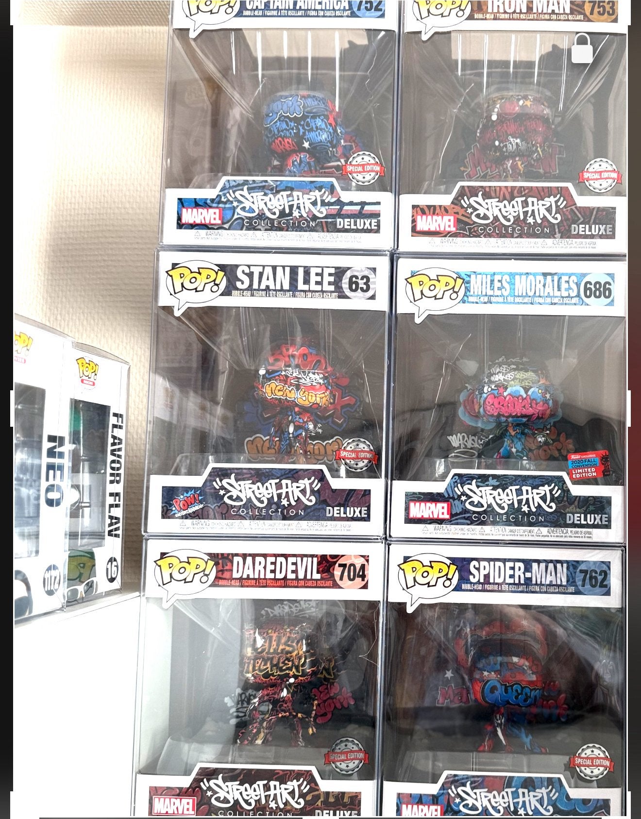 Funko pop grand modèle street art avec protection anti uv, Collections, Jouets miniatures, Enlèvement, Comme neuf