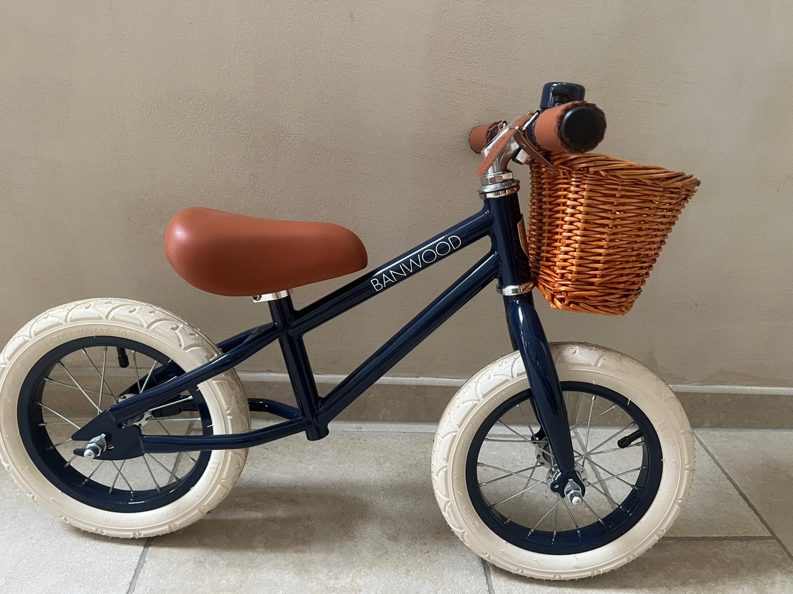 Nieuwe banwood loopfiets te koop, Enlèvement, Comme neuf