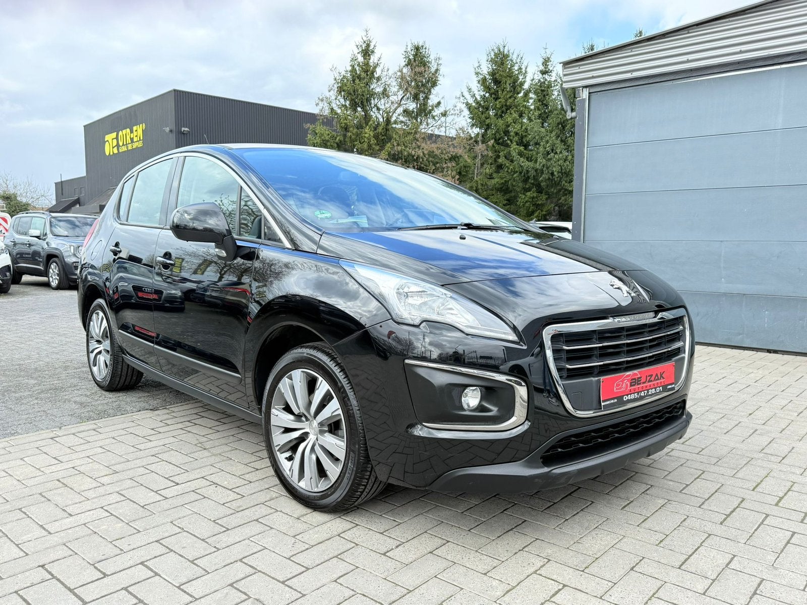 Peugeot 3008 Allure Nette staat 1j Garantie 130PK, Auto's, Peugeot, Euro 6, Bedrijf, Handgeschakeld, Te koop
