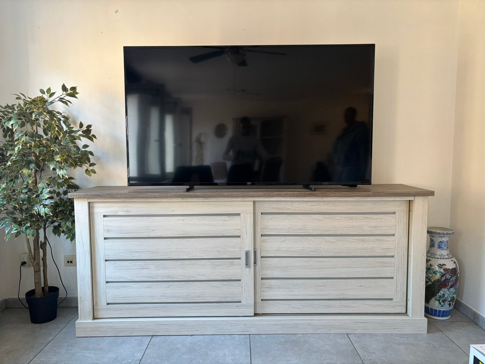 Vitrine avec meuble bas assorti, Enlèvement, Comme neuf, Avec porte(s)