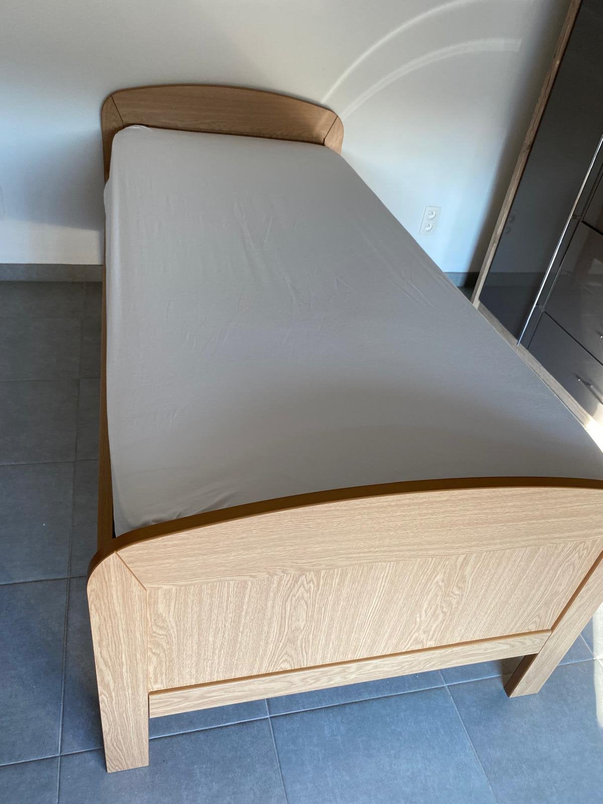 Bed, Ophalen, Zo goed als nieuw