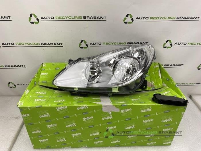 Phare gauche d'un Opel Corsa, Autos : Pièces & Accessoires, -, 3 mois de garantie, Utilisé, -