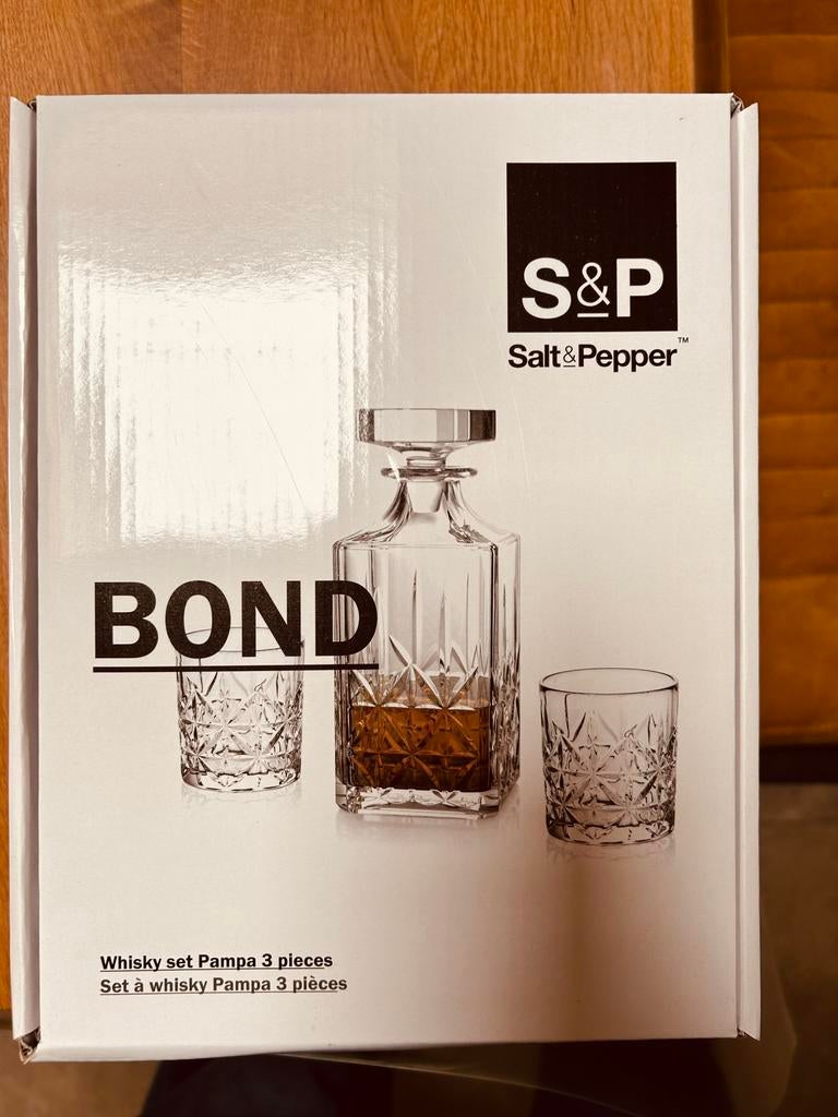 Nieuw!!! Whiskeyset bond salt and pepper, Collections, Verres & Petits Verres, Neuf, Enlèvement