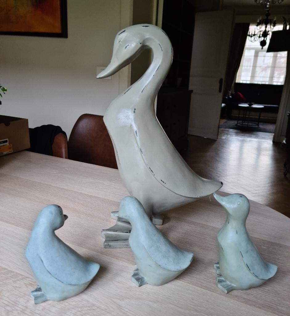 4 houten eendjes, Huis en Inrichting, Woonaccessoires | Overige, Gebruikt, Hout, Grijs, Ophalen