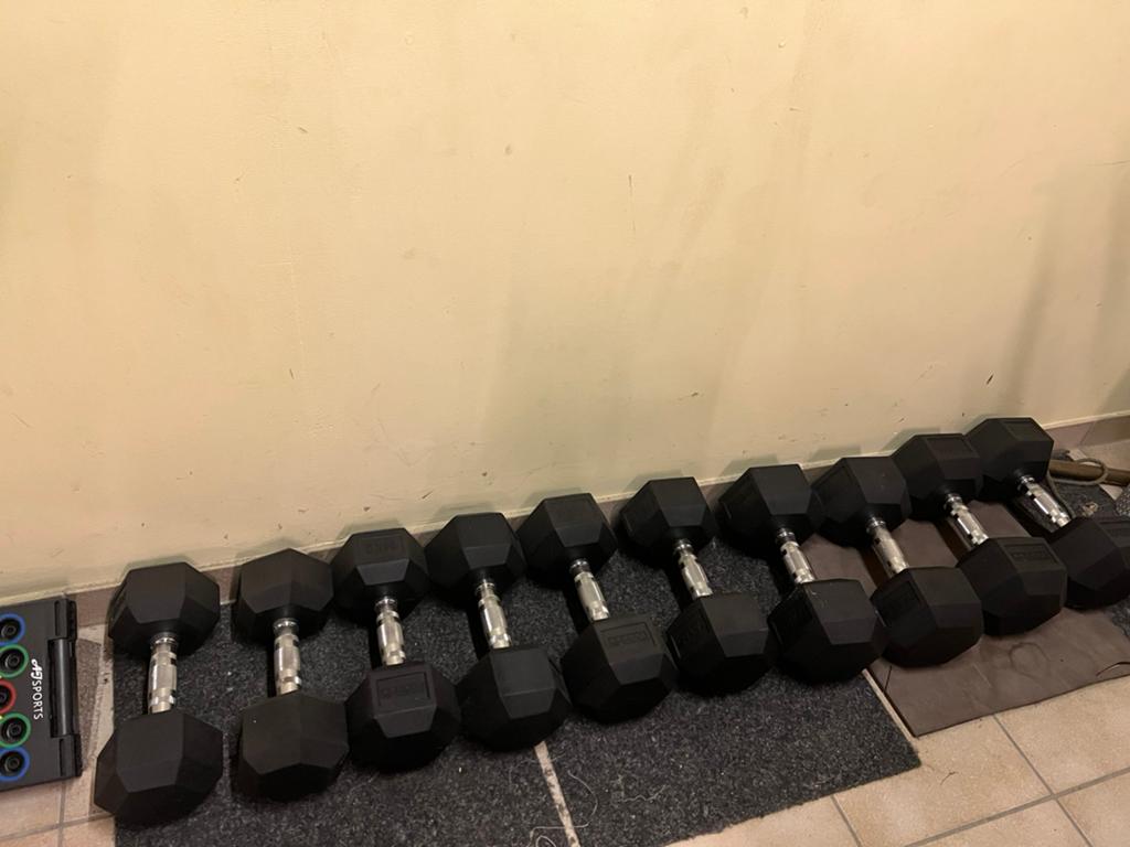 Dumbells, Ophalen, Nieuw