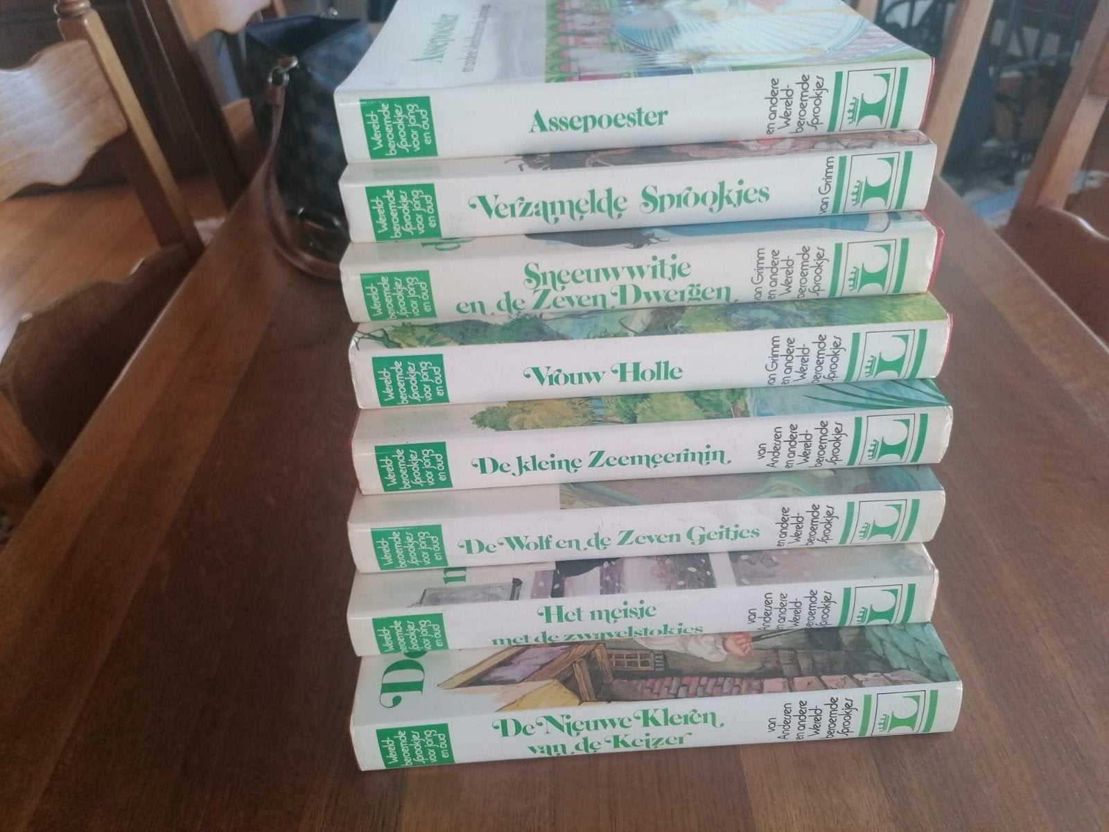 Sprookjesboeken, Boeken, Ophalen