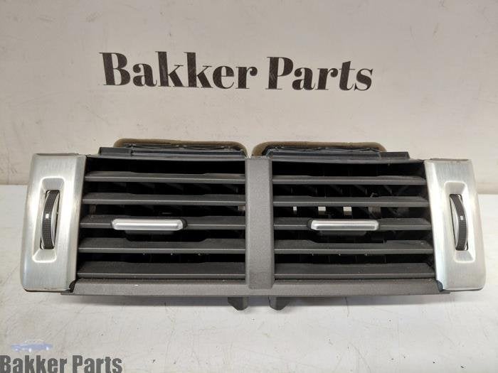 Grille aération tableau de bord d'un Landrover Evoque, Land Rover, -, -, 3 mois de garantie