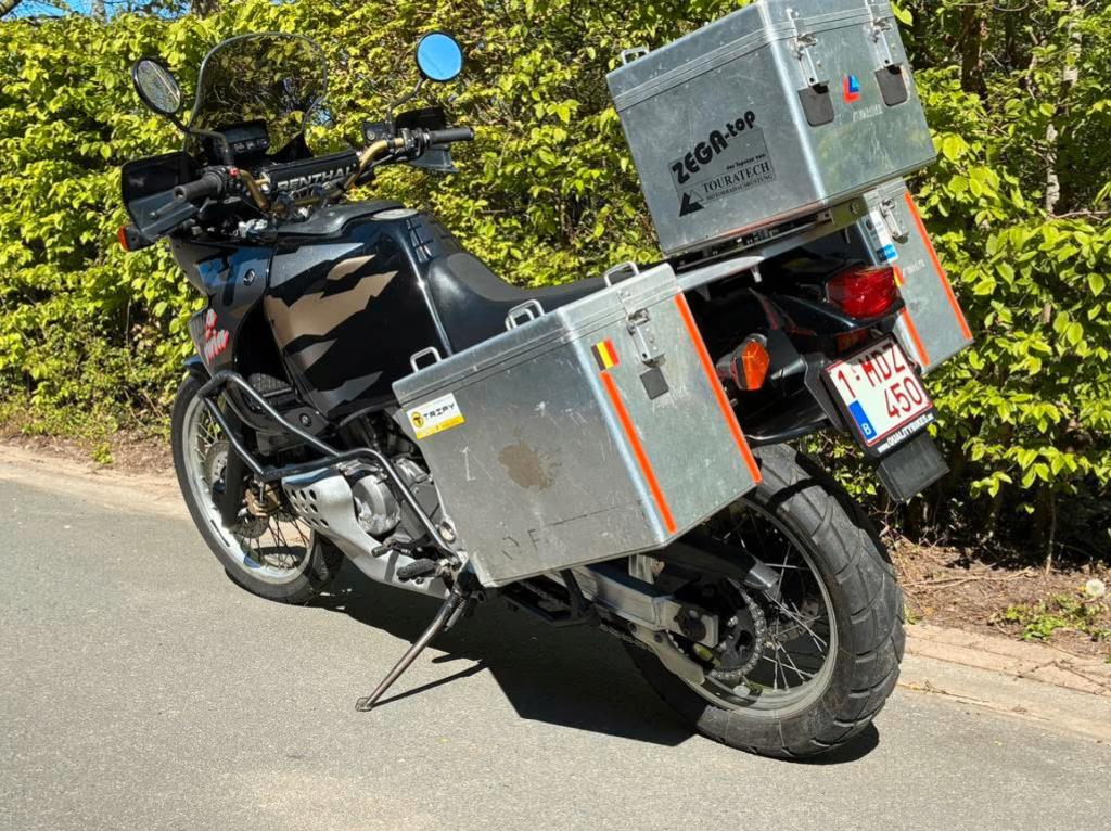 Africa Twin XRV 750 RDO7a, Motoren, 750 cc, 2 cilinders, Particulier
