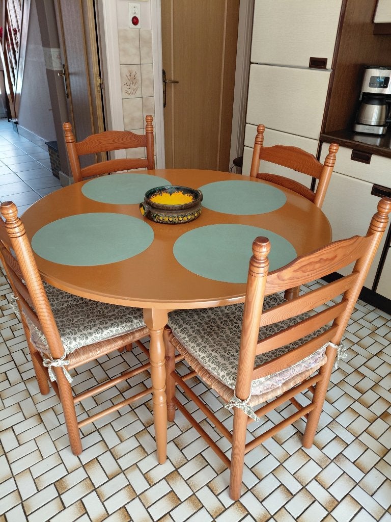 KEUKENTAFEL MET 4 STOELEN, Maison & Meubles, Enlèvement, Utilisé