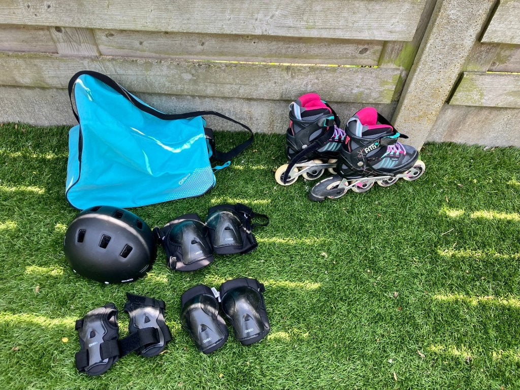 Inlineskates 35-36 met zak en valbescherming, Ophalen, Gebruikt, Kinderen, Inline skates 4 wielen