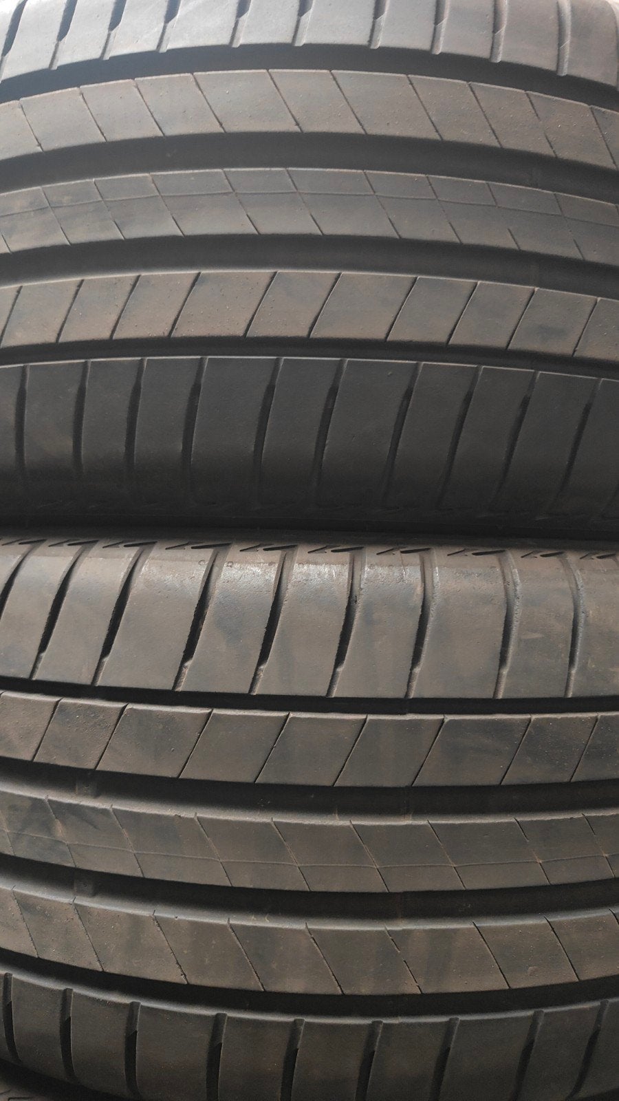 245/45r19 102y Bridgestone 60€ per stuk met montage, Ophalen of Verzenden