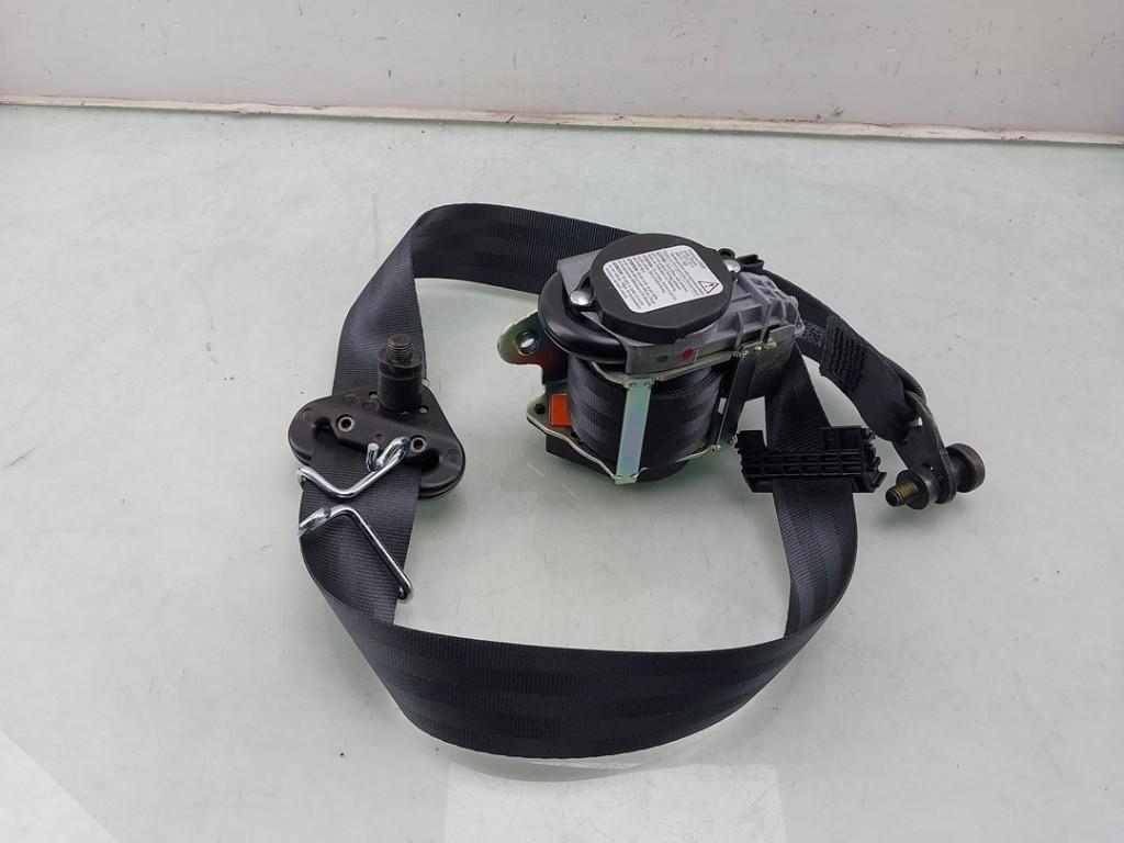 CEINTURE DE SECURITE AVANT DROIT Ford Transit Connect (PJ2), Henry-Ford-Straße  1
50735  Köln, DE, Ford-Werke GmbH, Kunden@ford.com