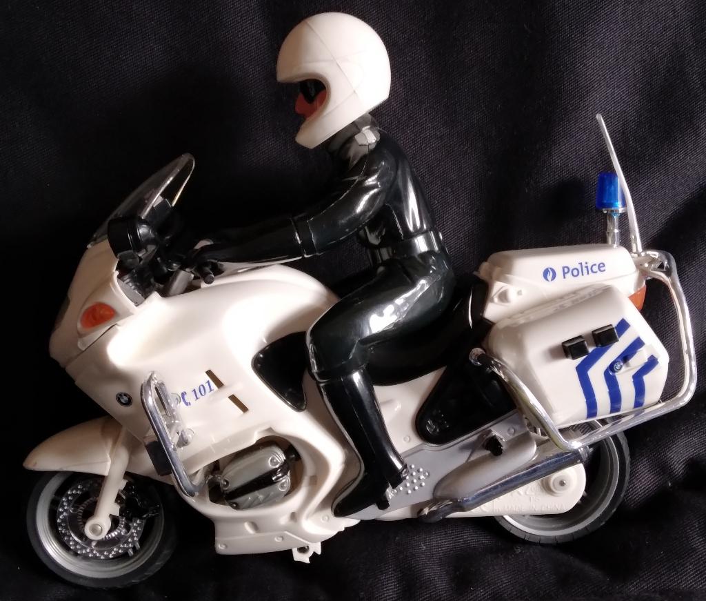 Moto police / Politie motorfiets, Enlèvement, Utilisé