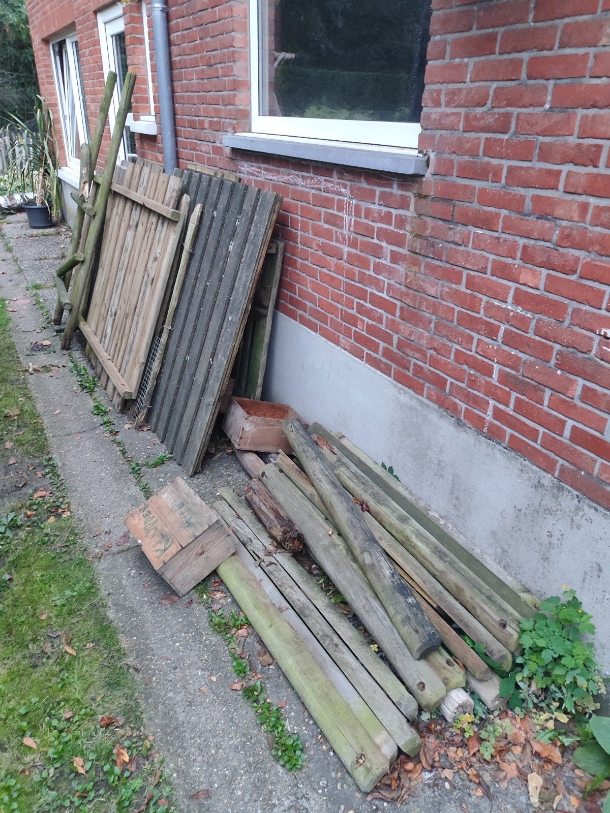 Brandhout Oud Speeltuig (onbehandeld), Minder dan 3 m³, Ophalen, Overige houtsoorten