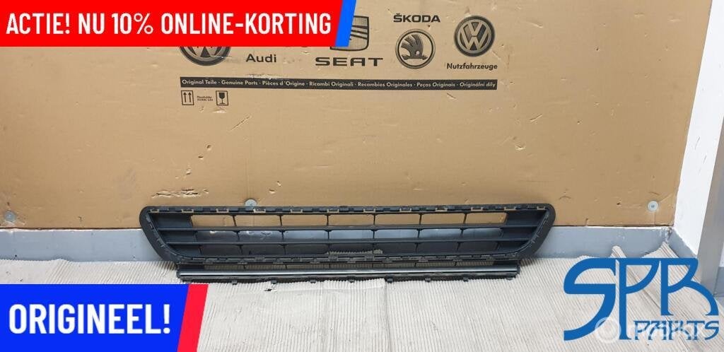 VW GOLF 7 HIGHLINE CHROME MIDDEN ROOSTER GRILL Bumperrooster, Gebruikt, Volkswagen, Ophalen of Verzenden, Volkswagen