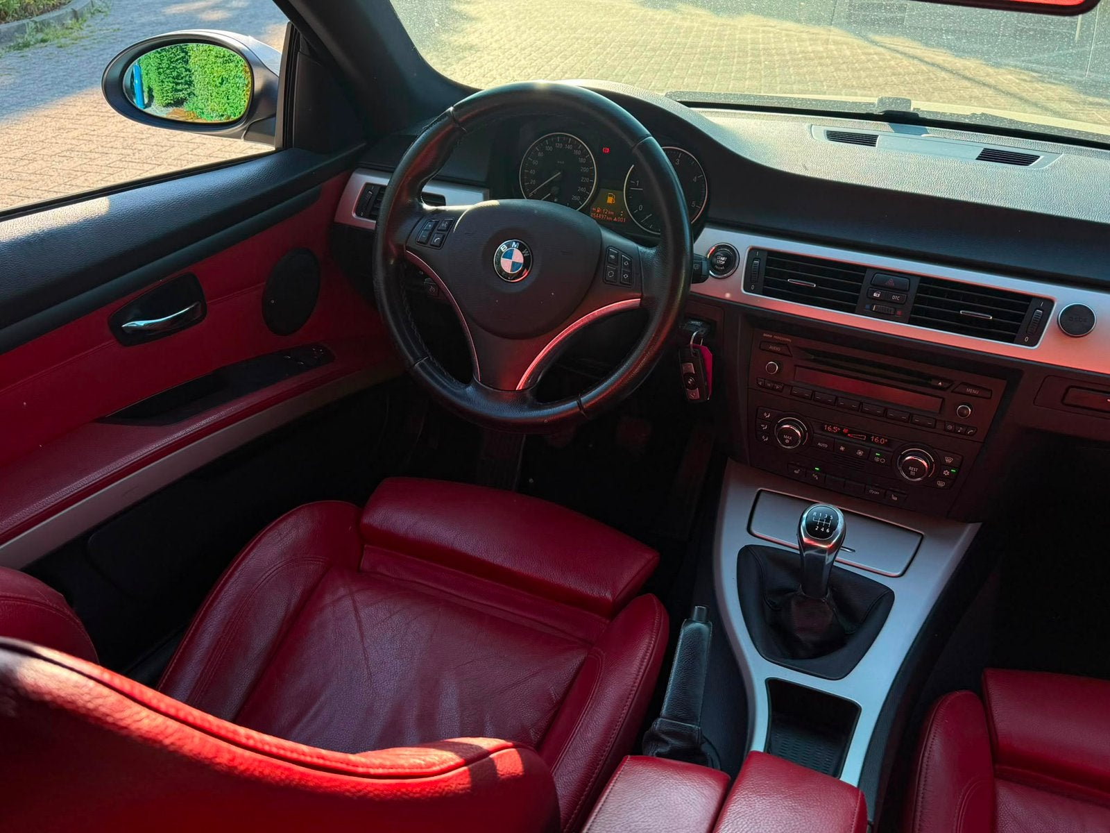 BMW 320D Coupé - Sportline - Red Interior - Euro 5 Motor ok, Auto's, Euro 5, Airbags, Bedrijf, Diesel