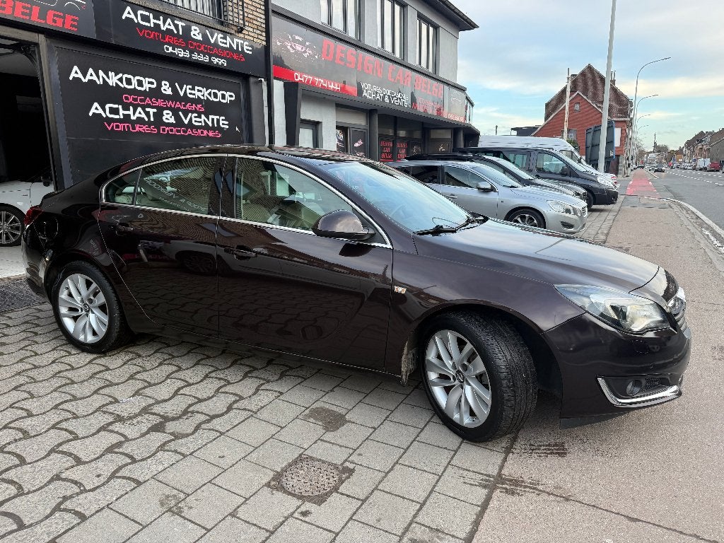 Opel Insigna Cosmo 1.6Turbo 170Pk Benzine Volledige opties, Auto's, Bruin, Leder, Bedrijf, 5 deurs