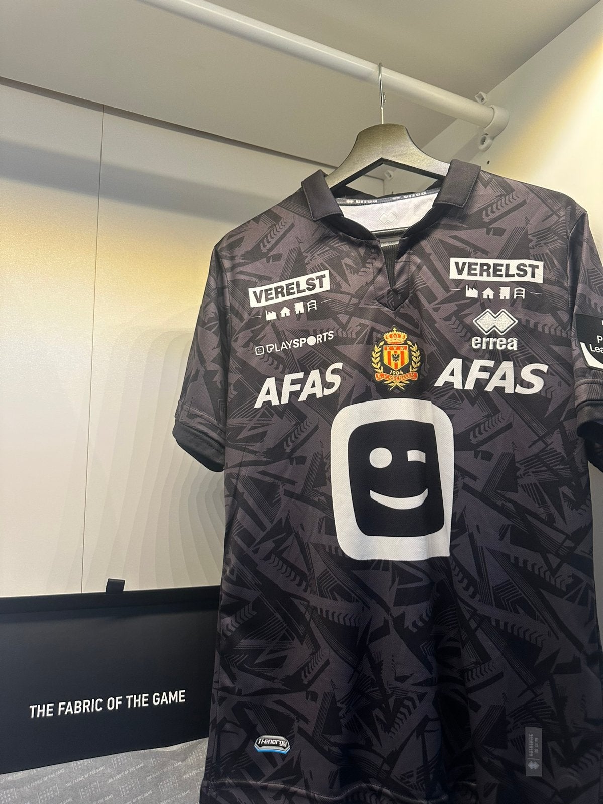 Maillot off 23-24 Hairemans porté/signé, Enlèvement ou Envoi, Comme neuf, Maillot