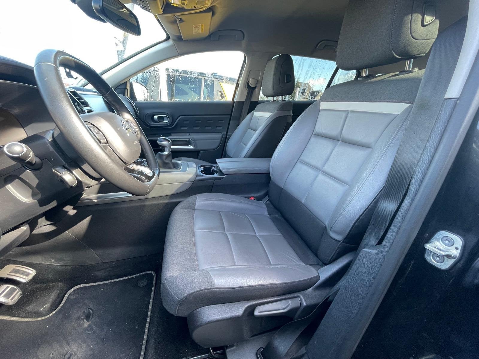 Citroen C5 Aircross 1.5 BlueHDi 130 S&S MAN6 Shine, Stof, Gebruikt, 4 cilinders, Zwart