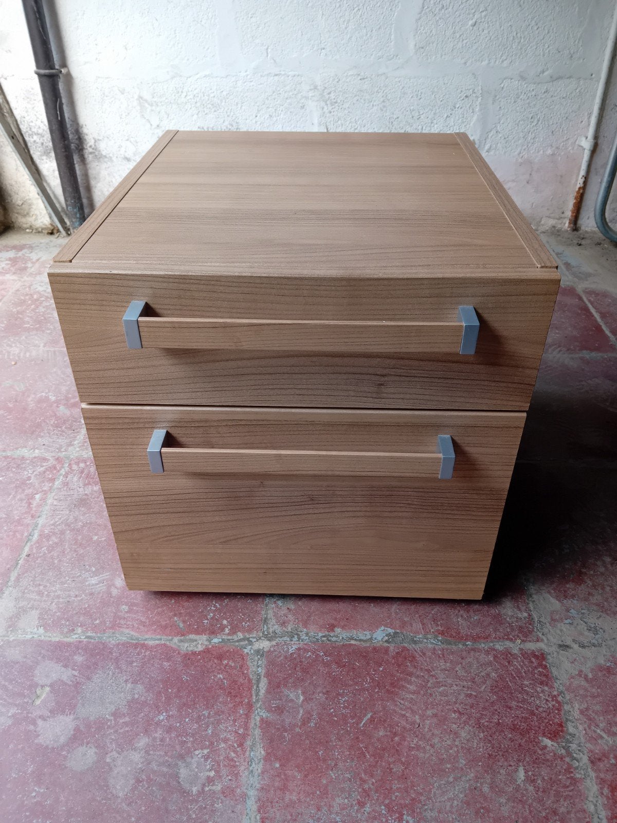Table de nuit (dimensions 45x39.5x38), Maison & Meubles, Enlèvement