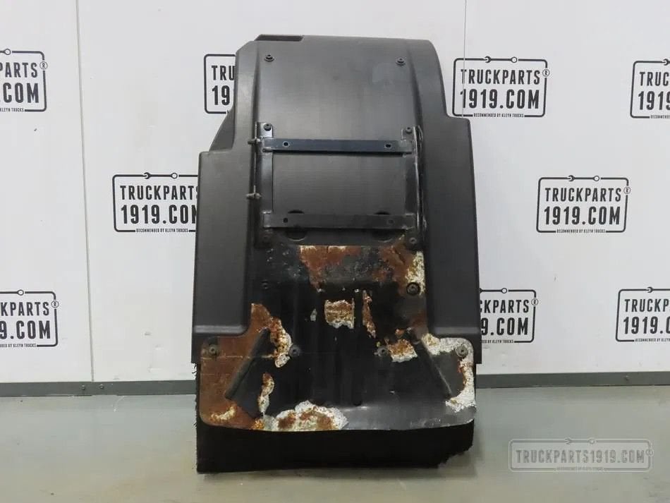 DAF 2042657 |  Spatbord voor Re., Autos : Pièces & Accessoires, Pièces camion, Enlèvement, Utilisé, DAF, Carrosserie et Tôlerie
