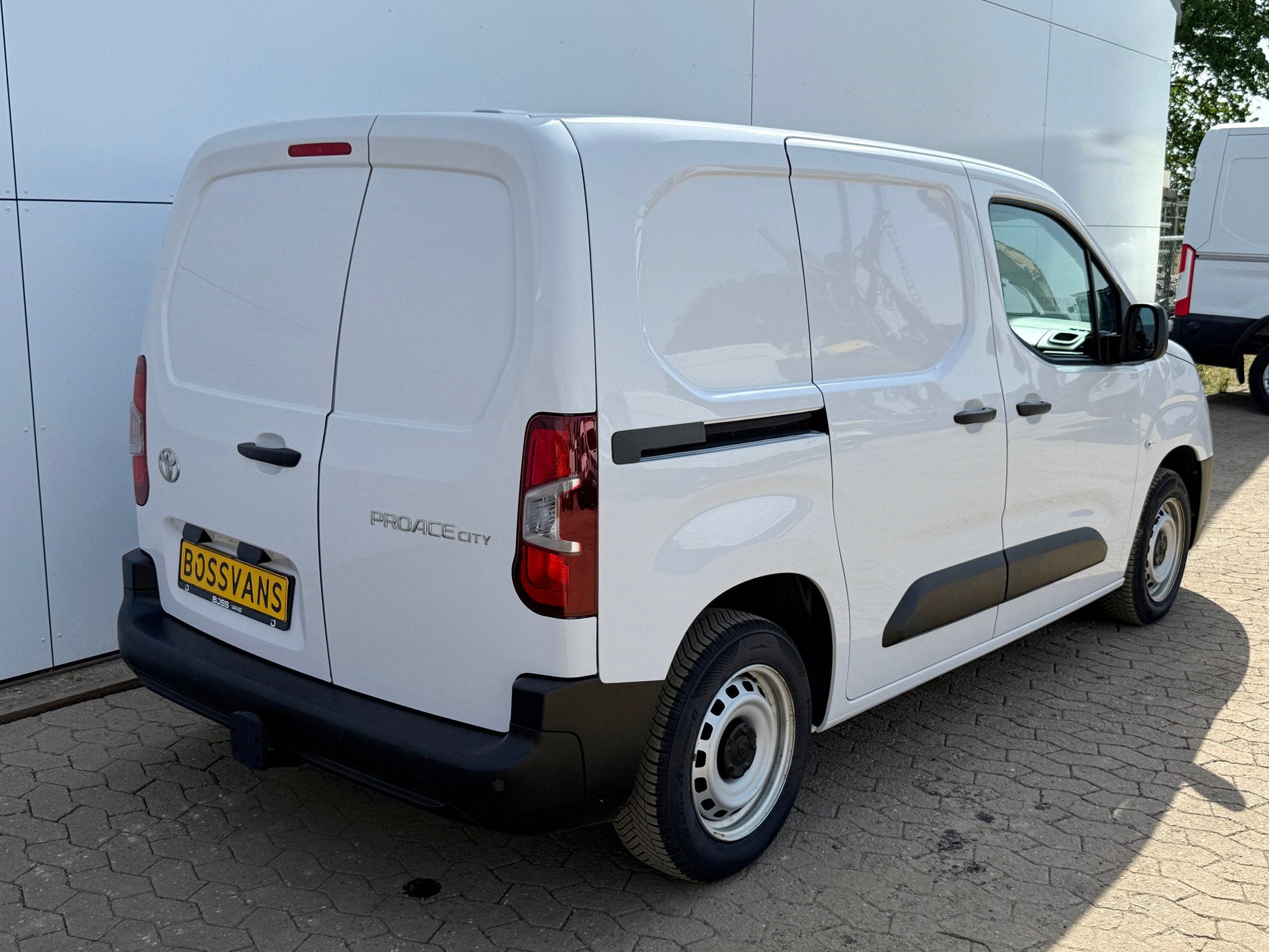 Nieuw Model! L1 Climate Control Cruise Control Lane Assist S, Achat, Entreprise, 2 places, 100 ch